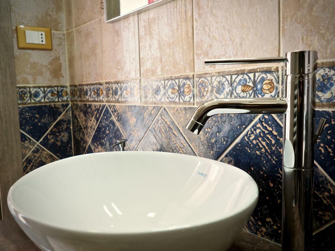 Romantic Suite Con Vista San Donato Genova Kültér fotó